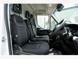 Iveco Daily 3.0D HPI 16V 70C 3750 Business HiMatic LWB Euro 6 2dr (DRW)